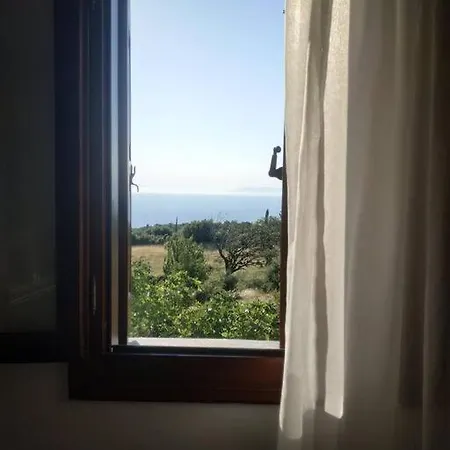 Aristouli With Amazing View アパート *